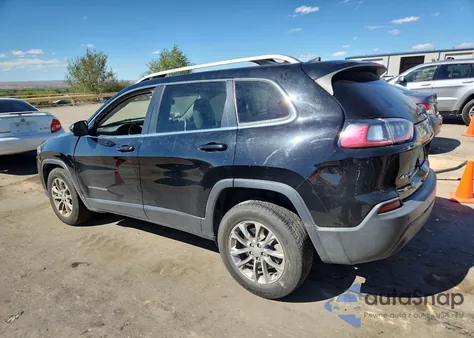 2021 Jeep Cherokee Latitude Plus z USA, uszkodzony, nr VIN 1C4PJMLB8MD118408